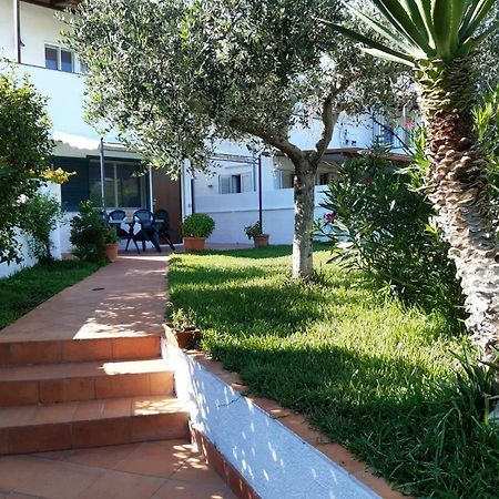 Casa Vacanza Villa Uggiano La Chiesa Exterior photo